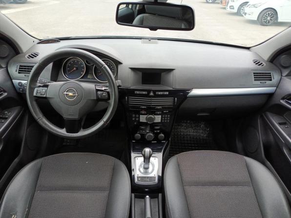 Opel Astra H Рестайлинг с пробегом 2009 года, цена 390 000 рублей, 149465 км, хэтчбек, Автокод Объявления