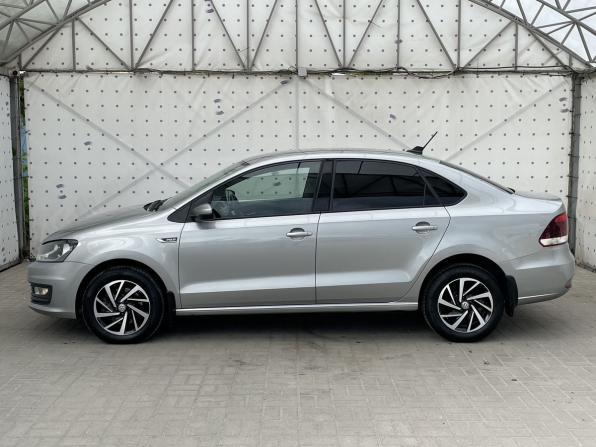 Volkswagen Polo V Рестайлинг с пробегом 2018 года, цена 1 400 000 рублей, 101215 км, седан, Автокод Объявления