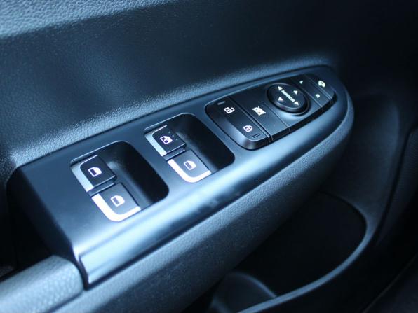Kia Rio IV Рестайлинг с пробегом 2021 года, цена 1 979 000 рублей, 29704 км, хэтчбек, Автокод Объявления