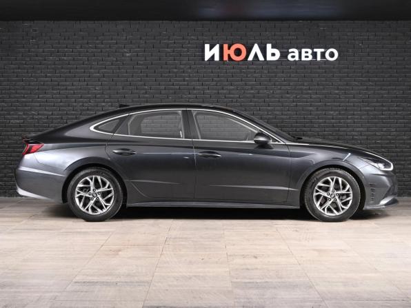 Hyundai Sonata VIII (DN8) с пробегом 2021 года, цена 2 100 000 рублей, 125977 км, седан, Автокод Объявления