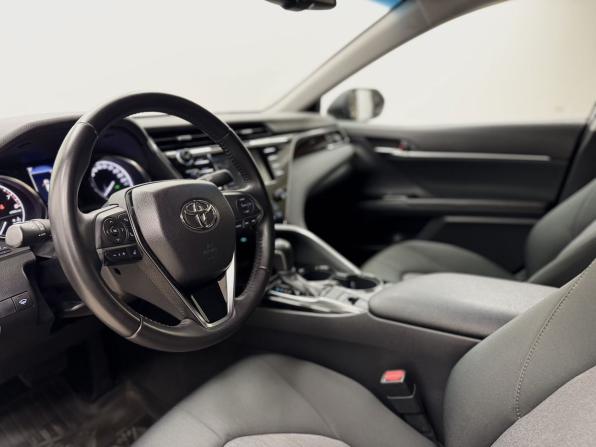 Toyota Camry VIII (XV70) с пробегом 2019 года, цена 2 989 000 рублей, 77127 км, седан, Автокод Объявления