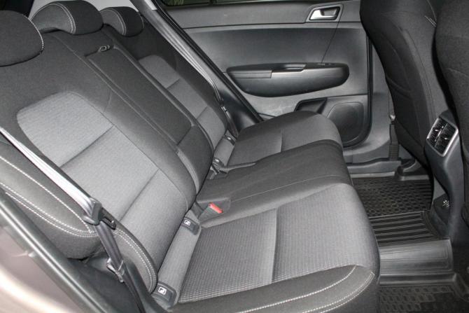 Kia Sportage IV Рестайлинг с пробегом 2018 года, цена 1 879 000 рублей, 152000 км, внедорожник, Автокод Объявления