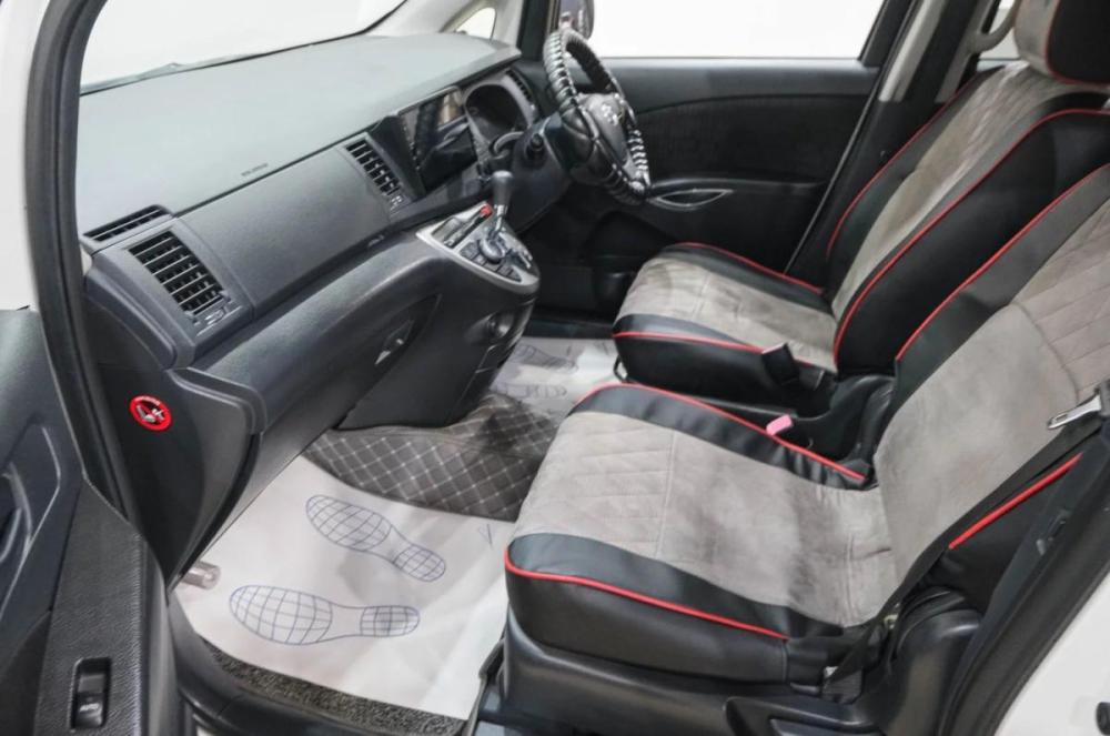 Toyota ISis I Рестайлинг Новокузнецк  - изображение 15