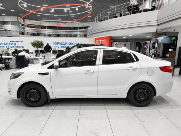 Kia Rio III с пробегом 2014 года, цена 949 000 рублей, 134500 км, седан, Автокод Объявления
