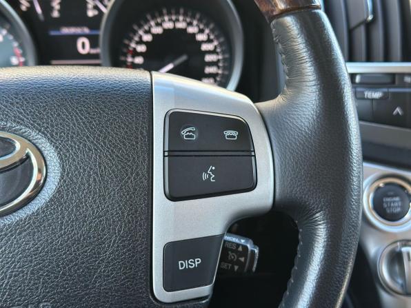 Toyota Land Cruiser 200 Series Рестайлинг 1 с пробегом 2013 года, цена 4 670 000 рублей, 94485 км, внедорожник, Автокод Объявления