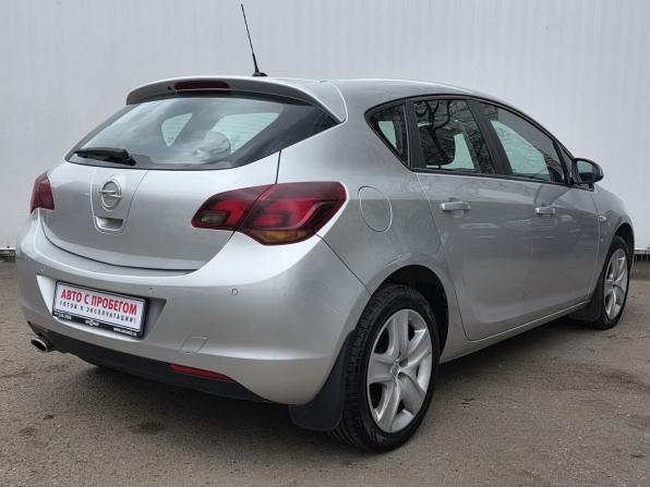 Opel Astra J с пробегом 2011 года, цена 520 000 рублей, 297469 км, хэтчбек, Автокод Объявления