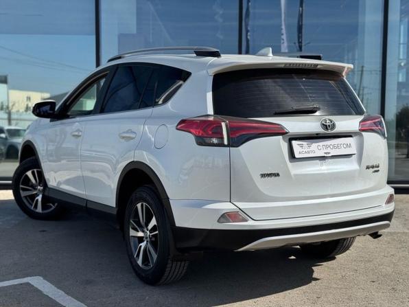 Toyota RAV4 IV (XA40) Рестайлинг с пробегом 2018 года, цена 2 270 000 рублей, 133127 км, внедорожник, Автокод Объявления