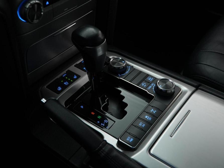 Toyota Land Cruiser 200 Series Рестайлинг 2 Москва  - изображение 19