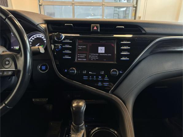 Toyota Camry VIII (XV70) с пробегом 2021 года, цена 2 520 000 рублей, 219645 км, седан, Автокод Объявления