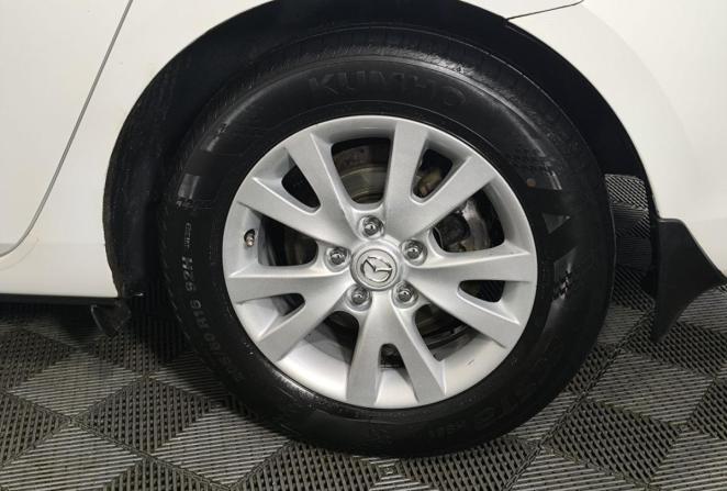 Mazda 3 II (BL) Рестайлинг с пробегом 2012 года, цена 780 000 рублей, 198359 км, хэтчбек, Автокод Объявления