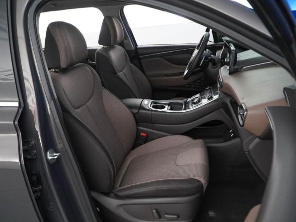Hyundai Santa Fe IV Рестайлинг с пробегом 2022 года, цена 3 277 077 рублей, 65458 км, внедорожник, Автокод Объявления