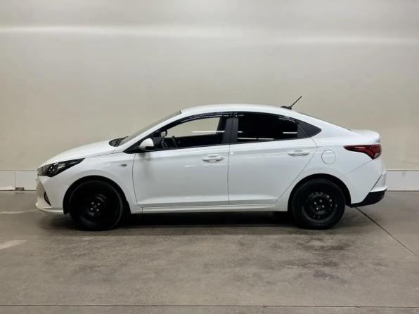 Hyundai Solaris II Рестайлинг с пробегом 2020 года, цена 1 638 000 рублей, 32000 км, седан, Автокод Объявления