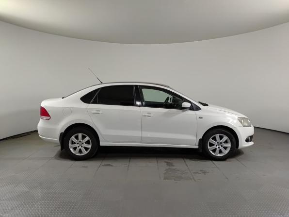 Volkswagen Polo V с пробегом 2014 года, цена 750 000 рублей, 299085 км, седан, Автокод Объявления