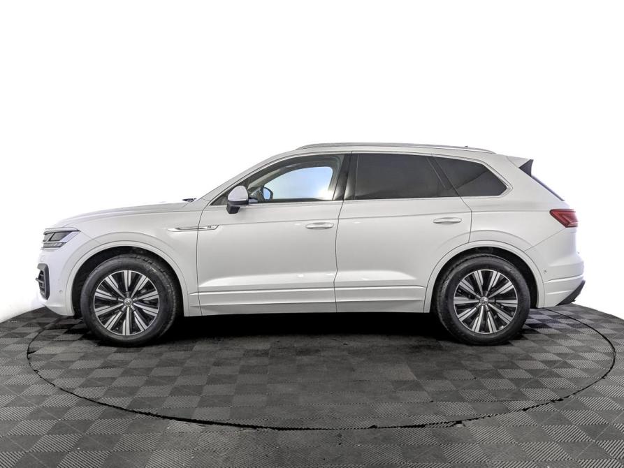 Volkswagen Touareg III Москва  - изображение 8
