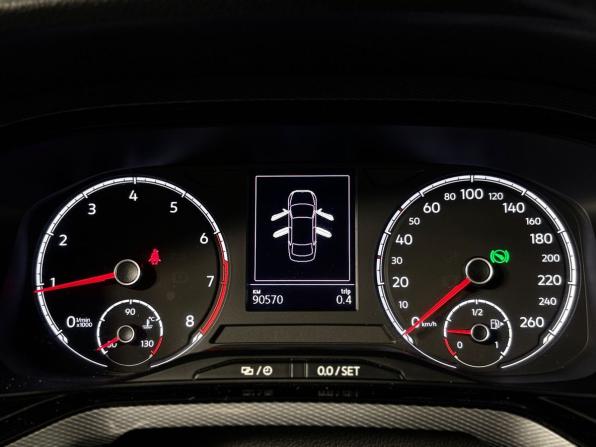 Volkswagen Polo VI с пробегом 2022 года, цена 1 775 000 рублей, 90389 км, лифтбек, Автокод Объявления