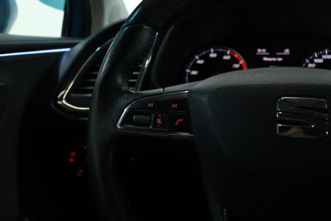 SEAT Leon III с пробегом 2013 года, цена 835 000 рублей, 186651 км, хэтчбек, Автокод Объявления
