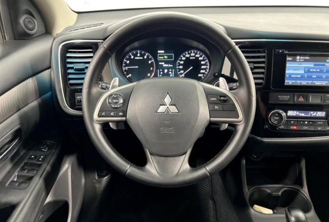 Mitsubishi Outlander III с пробегом 2012 года, цена 975 000 рублей, 253003 км, внедорожник, Автокод Объявления