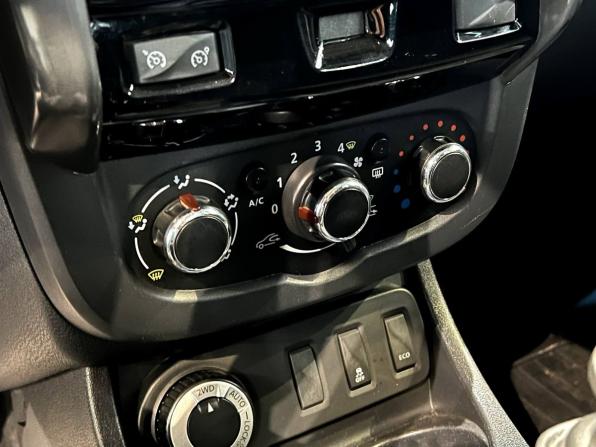 Renault Duster I Рестайлинг с пробегом 2018 года, цена 1 300 000 рублей, 154800 км, внедорожник, Автокод Объявления