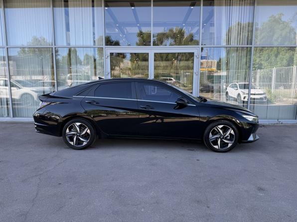 Hyundai Elantra VII (CN7) с пробегом 2023 года, цена 1 865 000 рублей, 78586 км, седан, Автокод Объявления