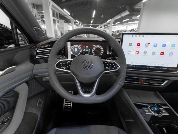 Volkswagen Tiguan III (China Market) с пробегом 2026 года, цена 4 900 000 рублей, 60 км, внедорожник, Автокод Объявления