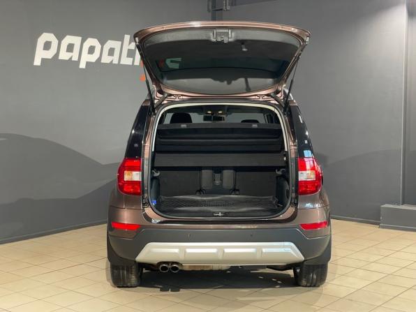 Skoda Yeti I Рестайлинг с пробегом 2015 года, цена 1 199 000 рублей, 152949 км, внедорожник, Автокод Объявления