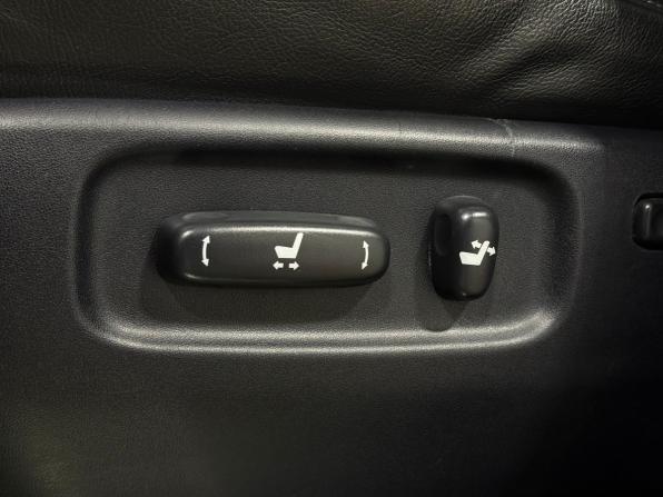 Toyota Land Cruiser 200 Series с пробегом 2011 года, цена 3 500 000 рублей, 342928 км, внедорожник, Автокод Объявления