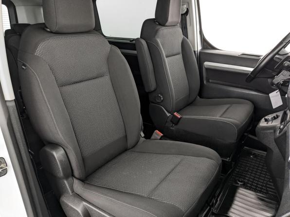 Peugeot Traveller I с пробегом 2019 года, цена 2 500 000 рублей, 150484 км, минивэн, Автокод Объявления