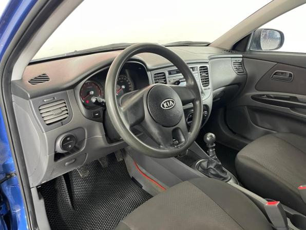Kia Rio II Рестайлинг с пробегом 2010 года, цена 411 000 рублей, 221530 км, седан, Автокод Объявления