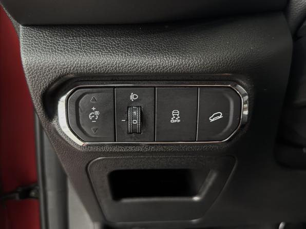 Haval Jolion I Рестайлинг с пробегом 2024 года, цена 2 170 000 рублей, 25565 км, внедорожник, Автокод Объявления
