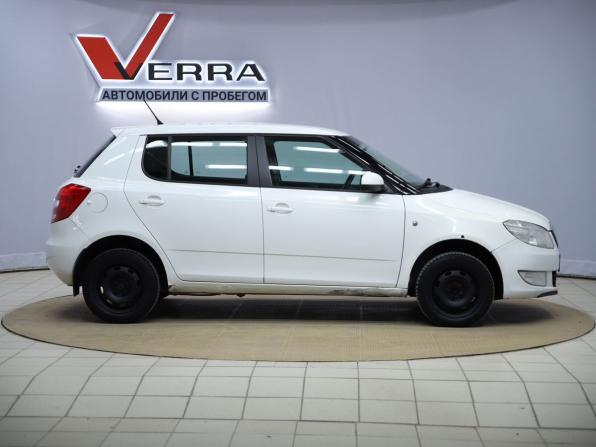 Skoda Fabia II Рестайлинг с пробегом 2013 года, цена 330 000 рублей, 290078 км, хэтчбек, Автокод Объявления