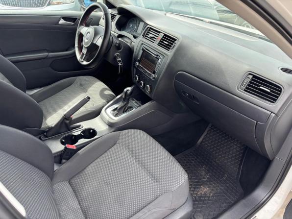 Volkswagen Jetta VI с пробегом 2013 года, цена 1 017 000 рублей, 208375 км, седан, Автокод Объявления