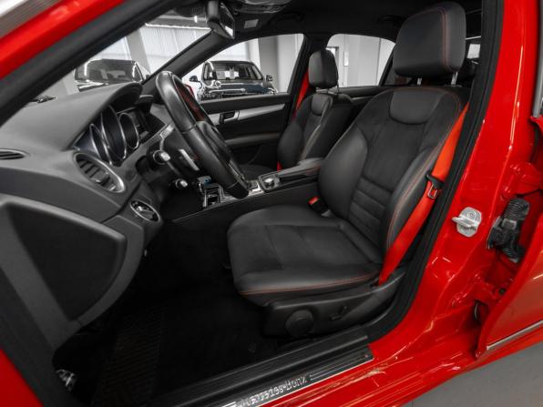 Mercedes-Benz C-Класс III (W204) Рестайлинг с пробегом 2013 года, цена 1 680 000 рублей, 144498 км, седан, Автокод Объявления