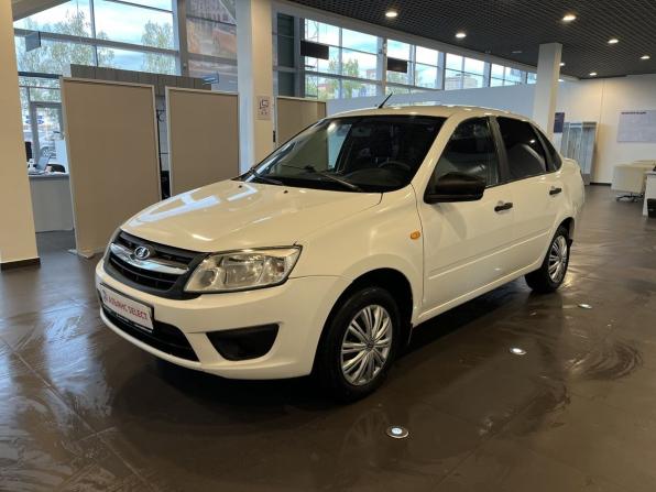 Lada (ВАЗ) Granta I с пробегом 2017 года, цена 299 000 рублей, 240190 км, седан, Автокод Объявления