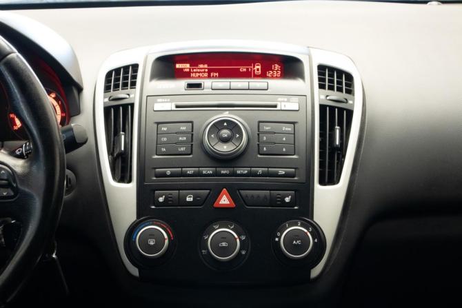 Kia Ceed I с пробегом 2010 года, цена 525 000 рублей, 303402 км, хэтчбек, Автокод Объявления
