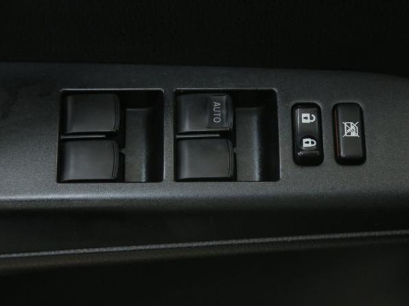 Toyota RAV4 IV (XA40) Рестайлинг с пробегом 2018 года, цена 2 252 000 рублей, 182000 км, внедорожник, Автокод Объявления