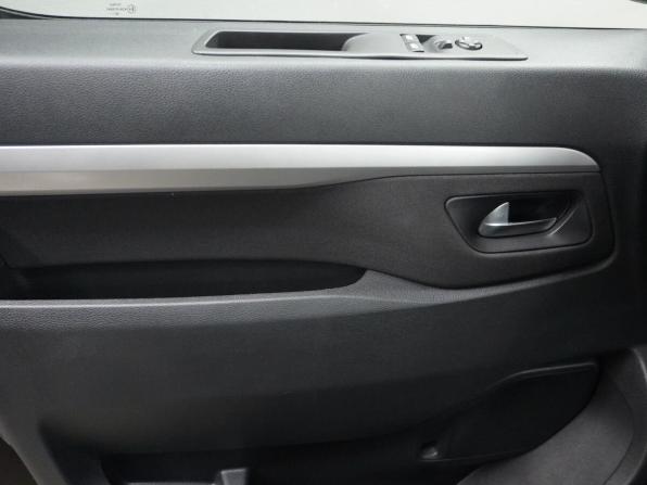 Peugeot Traveller I с пробегом 2020 года, цена 3 213 000 рублей, 108951 км, минивэн, Автокод Объявления