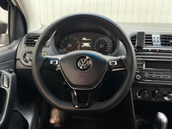 Volkswagen Polo V Рестайлинг с пробегом 2018 года, цена 1 158 000 рублей, 193728 км, седан, Автокод Объявления