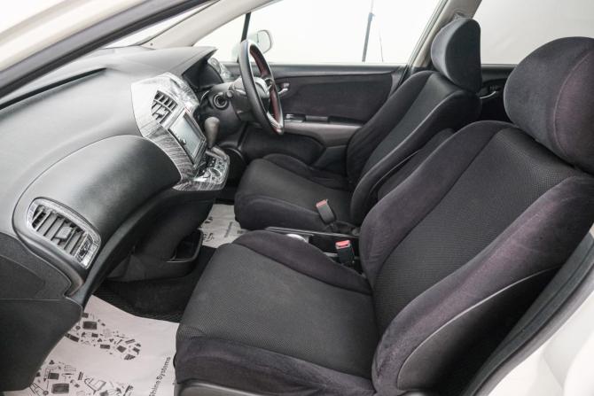 Honda Stream II с пробегом 2008 года, цена 949 000 рублей, 240000 км, компактвэн, Автокод Объявления