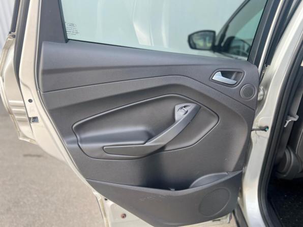 Ford Kuga II с пробегом 2014 года, цена 1 190 000 рублей, 165000 км, внедорожник, Автокод Объявления