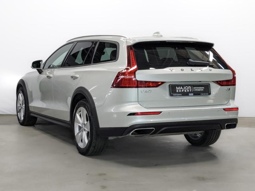 Volvo V60 Cross Country II Санкт-Петербург  - изображение 7