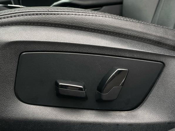 BMW 5 серии VII (G30/G31/G38) с пробегом 2018 года, цена 2 500 000 рублей, 185500 км, седан, Автокод Объявления