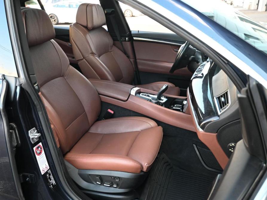 BMW 5 серии VI (F10/F11/F07) Новороссийск  - изображение 8