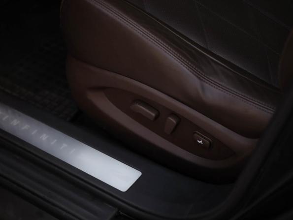 Infiniti QX70 с пробегом 2016 года, цена 2 299 000 рублей, 129523 км, внедорожник, Автокод Объявления