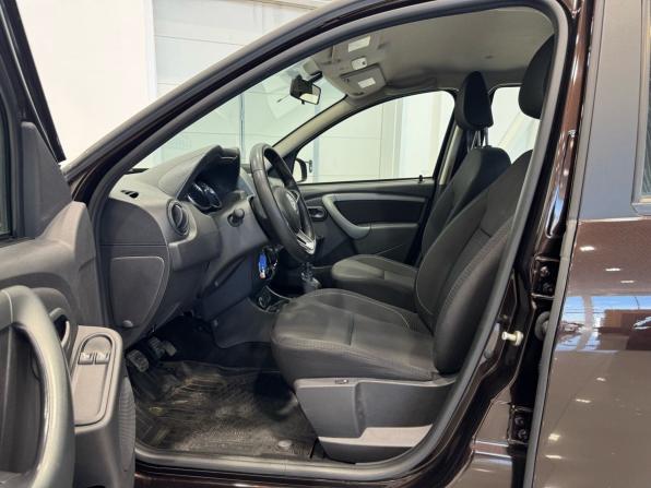 Renault Duster I Рестайлинг с пробегом 2019 года, цена 1 465 000 рублей, 95450 км, внедорожник, Автокод Объявления