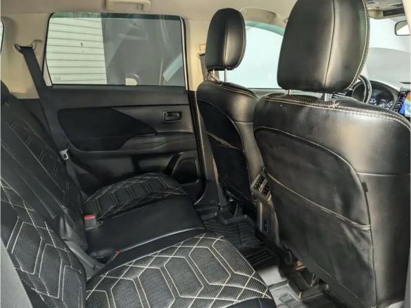 Mitsubishi Outlander III Рестайлинг 3 с пробегом 2021 года, цена 2 345 000 рублей, 117280 км, внедорожник, Автокод Объявления