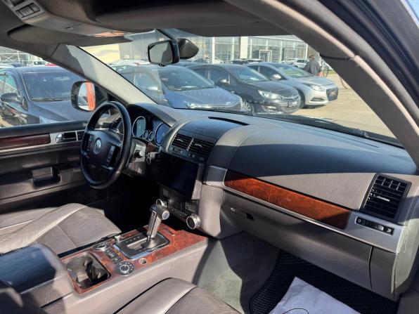 Volkswagen Touareg I Рестайлинг с пробегом 2008 года, цена 820 000 рублей, 253955 км, внедорожник, Автокод Объявления