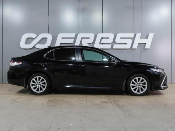 Toyota Camry VIII (XV70) Рестайлинг с пробегом 2021 года, цена 2 999 000 рублей, 135525 км, седан, Автокод Объявления