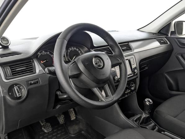 Skoda Rapid I Рестайлинг с пробегом 2019 года, цена 760 000 рублей, 257323 км, лифтбек, Автокод Объявления