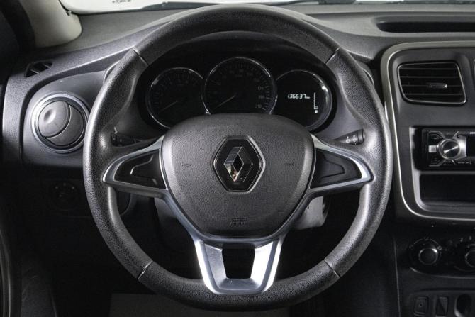 Renault Logan II Рестайлинг с пробегом 2019 года, цена 619 000 рублей, 136700 км, седан, Автокод Объявления