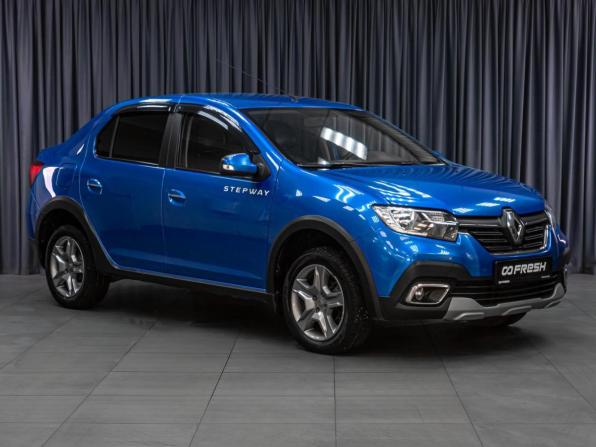 Renault Logan II Рестайлинг с пробегом 2018 года, цена 719 000 рублей, 293284 км, седан, Автокод Объявления